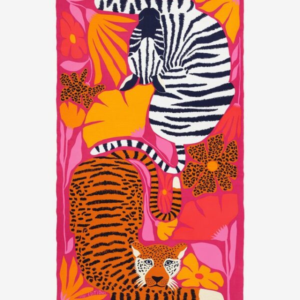 Fuchsia fouta towel